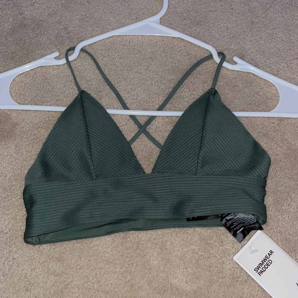 H&M swimsuit top